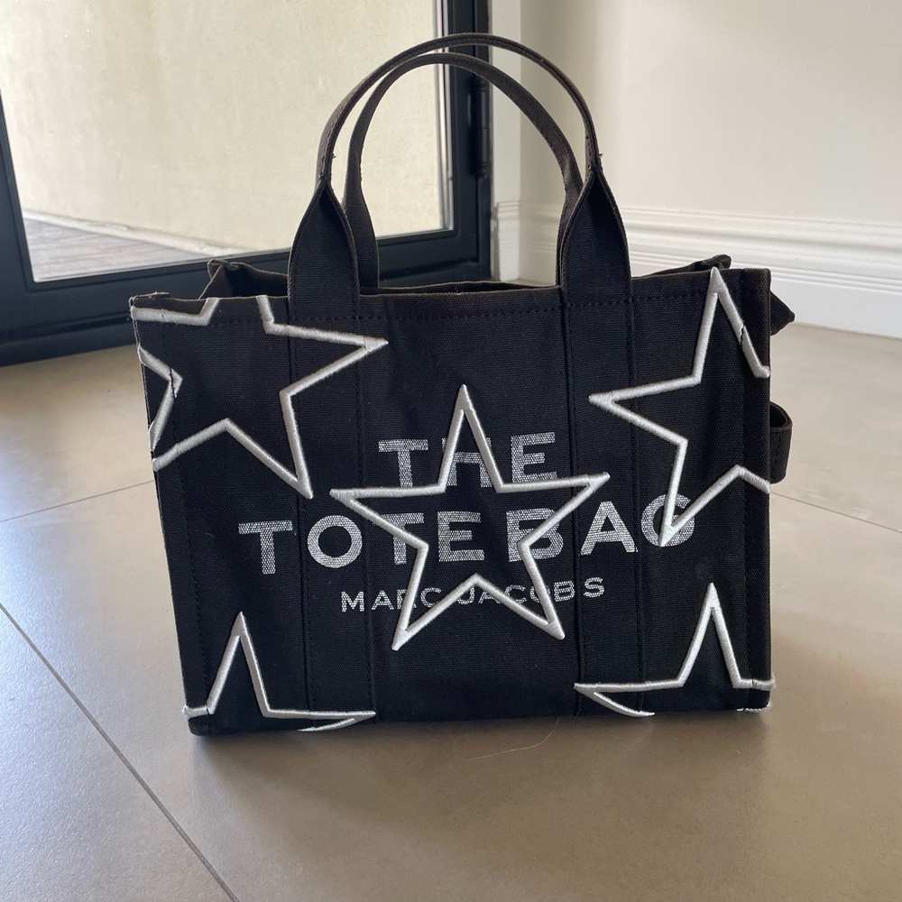 LIMITED EDITION Marc Jacobs Star Canvas Tote Bag - Black